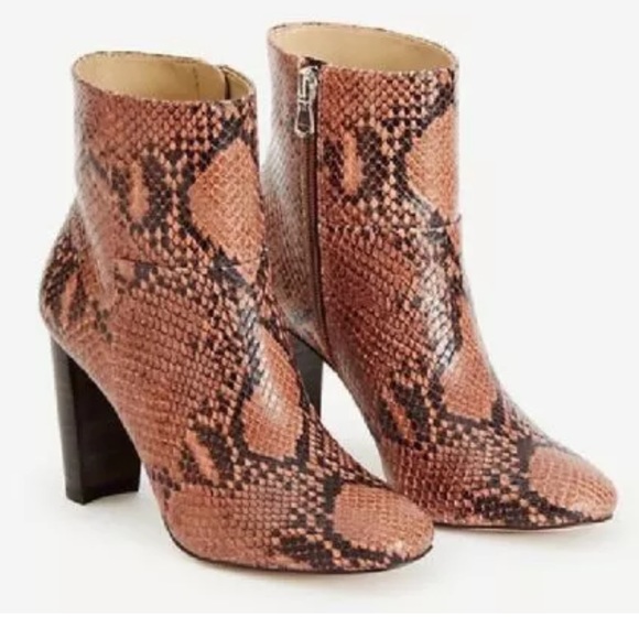 Ann Taylor Shoes - Ann Taylor Snakeskin Animal Print Bootie Size 6